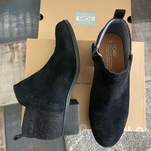 Tom’s Deia Black Suede & Wool Booties